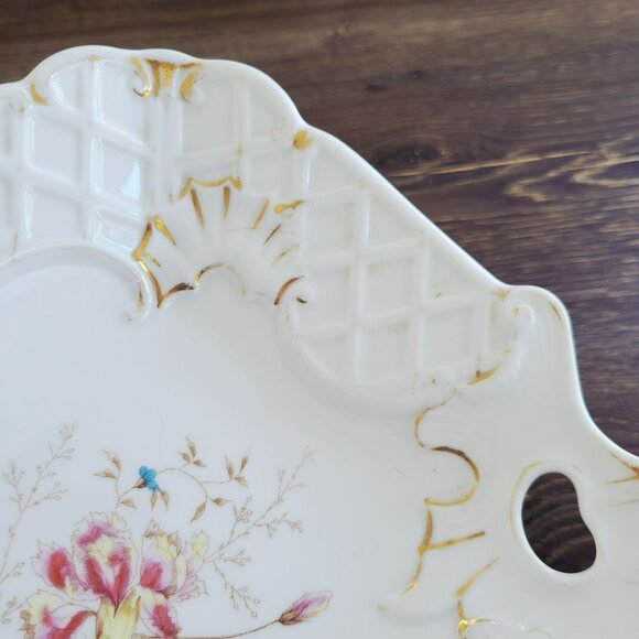 Unique Mismatched 2-Tiered Dessert Stand, Floral & Iridescent Orange Glass - Picture 4 of 16